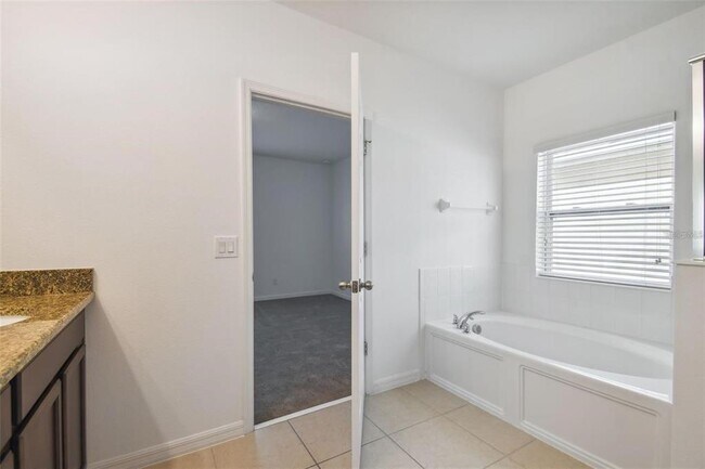 Building Photo - 129 Williamson Dr