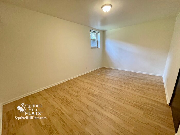 Building Photo - 5712 Phillips Ave