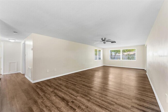 Building Photo - 7814 Talisman Dr