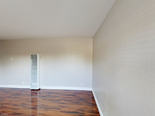 Building Photo - Studio, 1 bath  - 617 S 9th St Apt 13 Apt 13