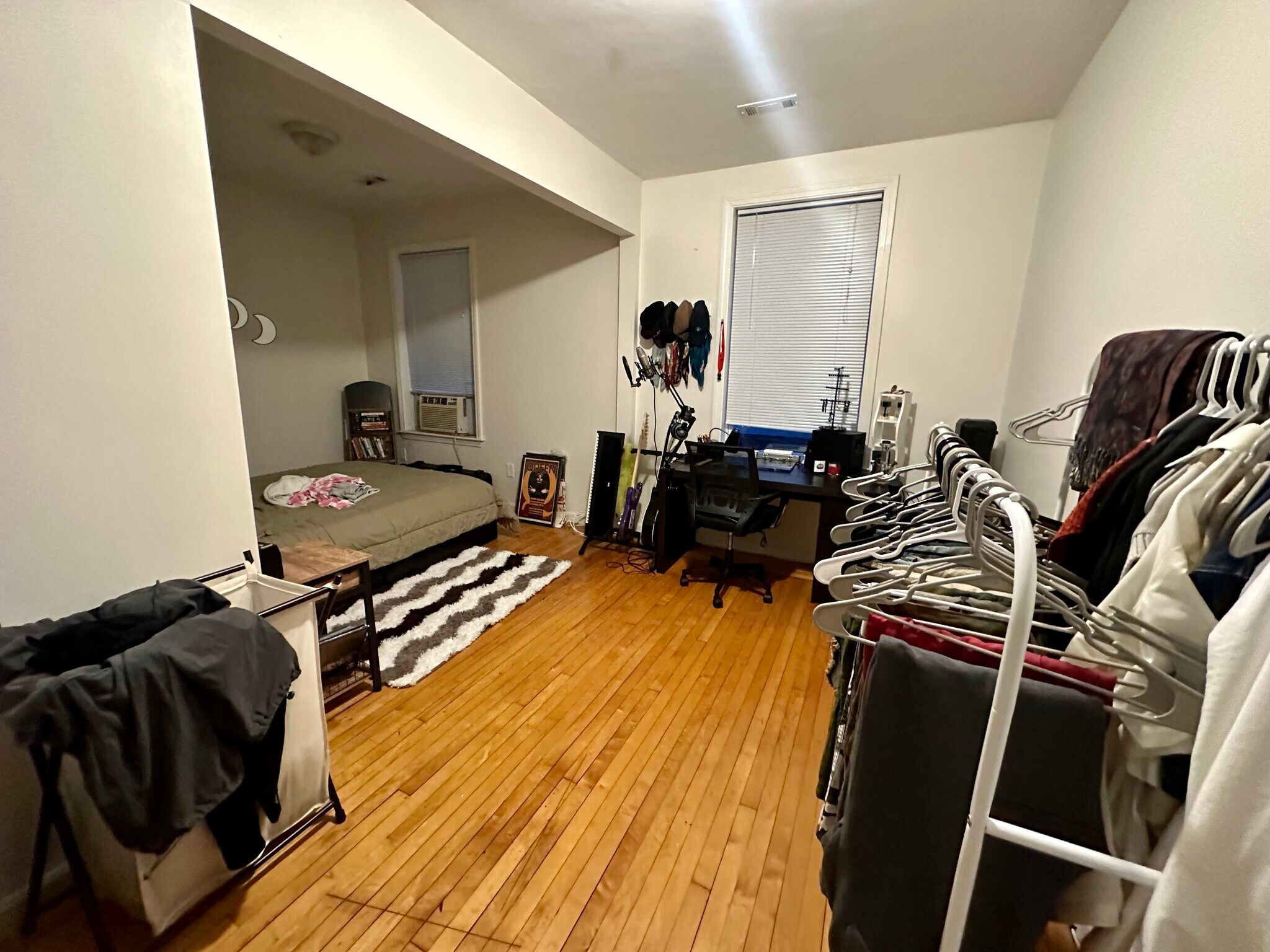 Building Photo - 15 Farrington Ave