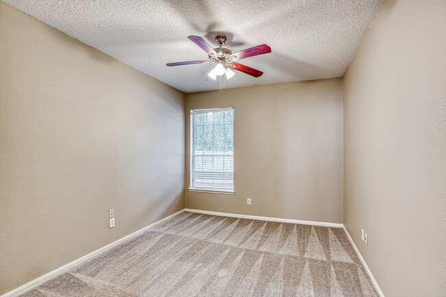 Building Photo - 4022 N Dawn Cypress Ct