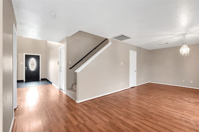 Building Photo - 11019 Cayman Mist Dr