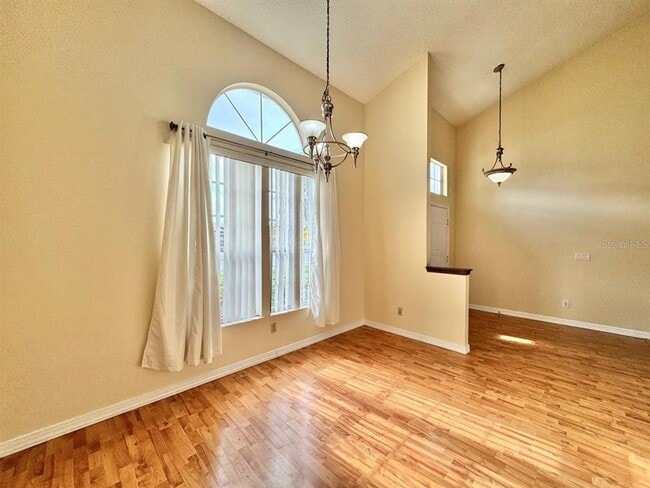 Building Photo - 5333 Casa Nueva Dr