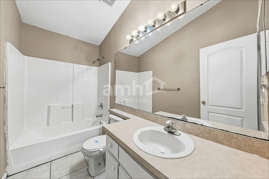 Building Photo - 1626 Mosaic Forest Dr