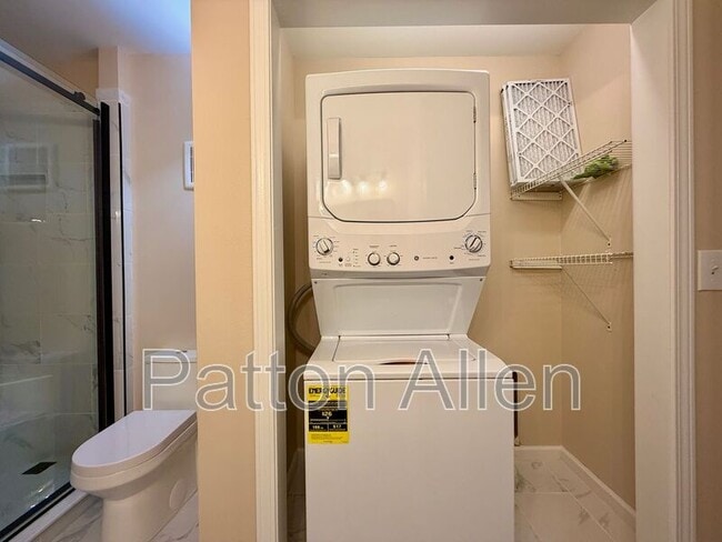 Building Photo - 51 Argyle Ln