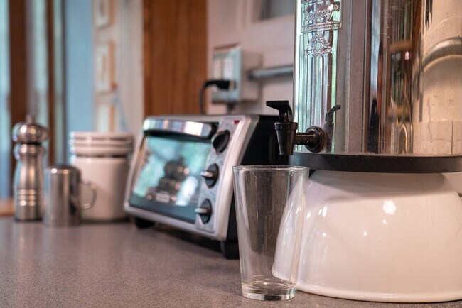 Building Photo - 1939 Crawford Dairy Rd