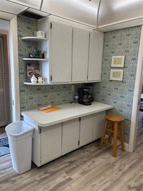 Building Photo - 4775 Cove Cir