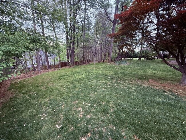 Building Photo - 5730 Devonshire Way