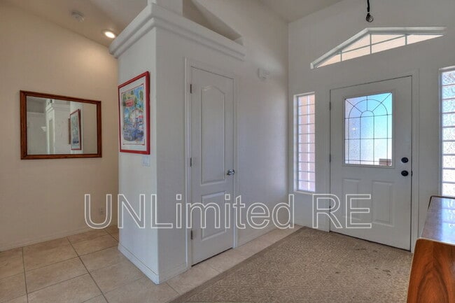 Building Photo - 304 Acoma Blvd S
