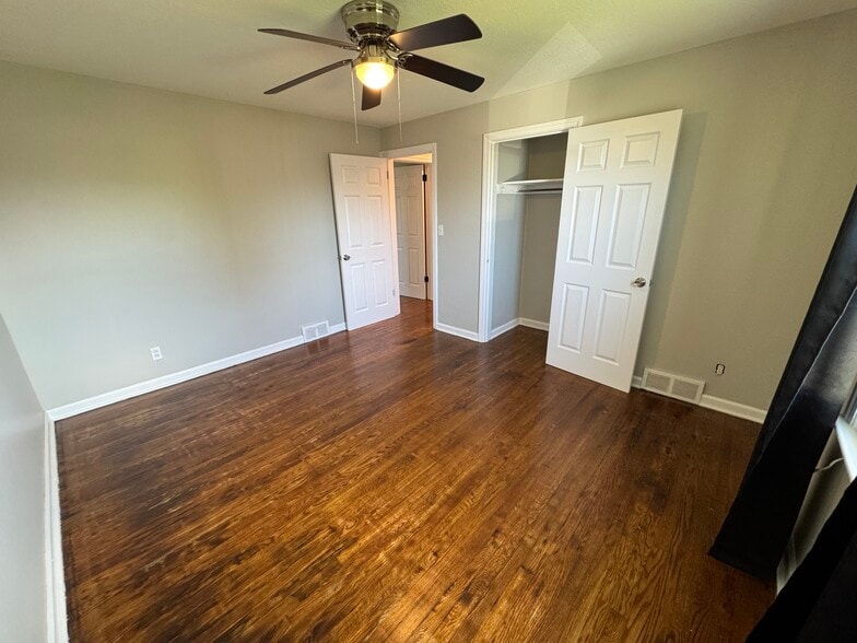 Building Photo - 124 Spangler Rd NE