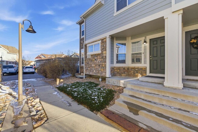 Building Photo - PRICE DROP! "Spacious 3-Bedroom Haven with 2.5 Baths in Aurora – 1,860 Sq Ft of Comfort and Style!"