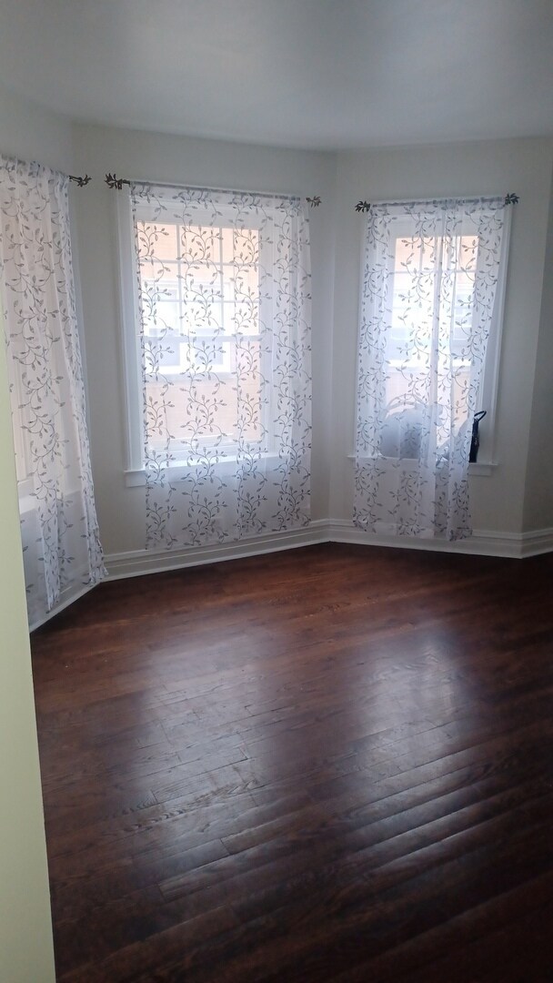 Building Photo - 5132 W 21st St