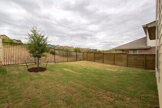 Building Photo - 3651 Sandy Brook Dr