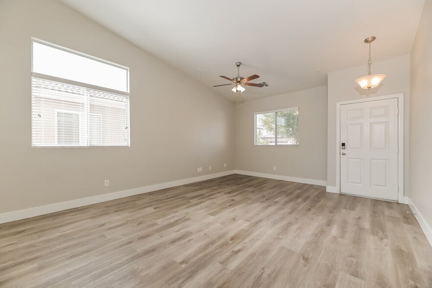 Building Photo - 3882 Winter Whitetail St