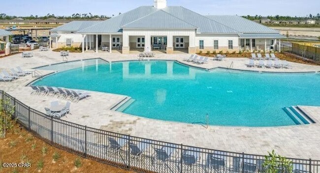 Building Photo - 6615 Kettles St