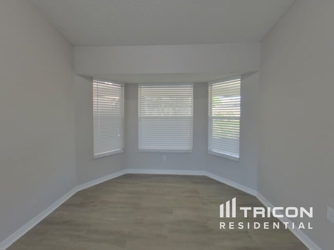 Building Photo - 3222 Crestwood Forest Dr