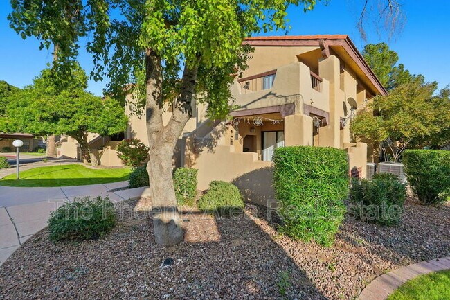 Building Photo - 1351 N Pleasant Dr