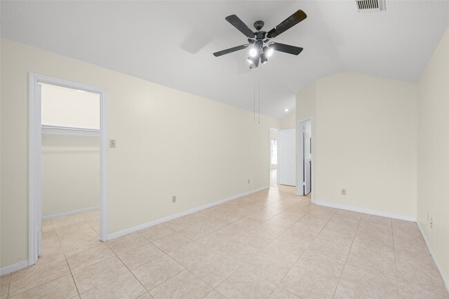 Building Photo - 17402 Eastwood Cir