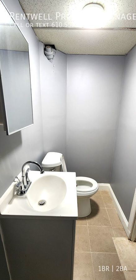 Building Photo - 1BR 1.5 BA Bi-level Apartment  Upper Darby...