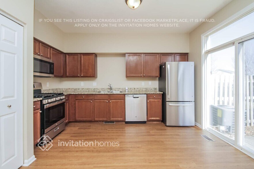 Building Photo - 353 Richmond Dr
