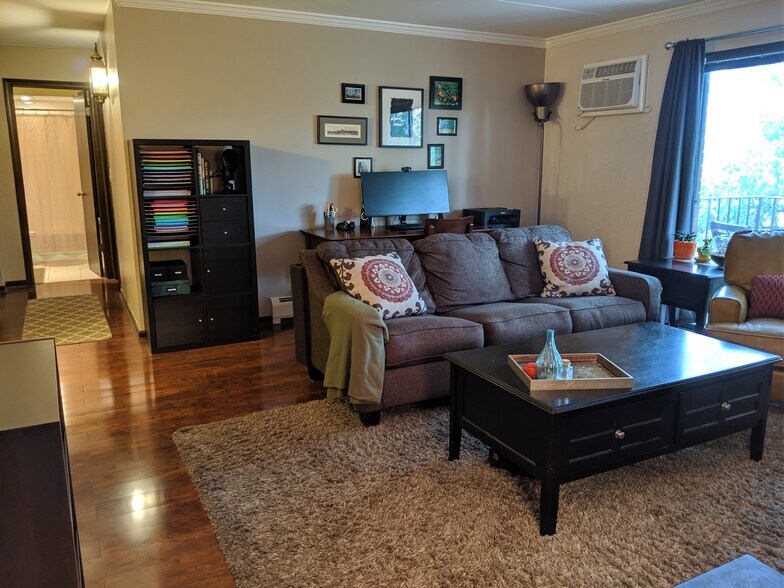 Living Room 2 - 7320 Dixon St