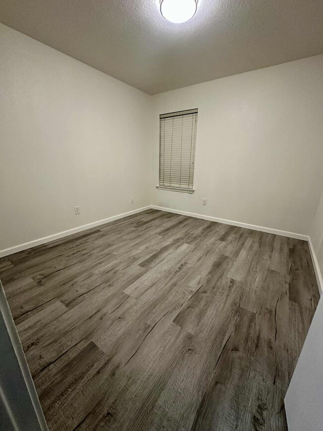 Building Photo - 3305 Etheredge Dr