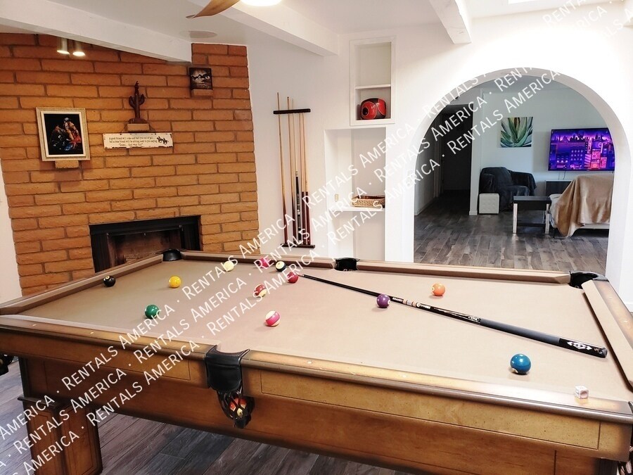 Building Photo - 10626 N 41st St