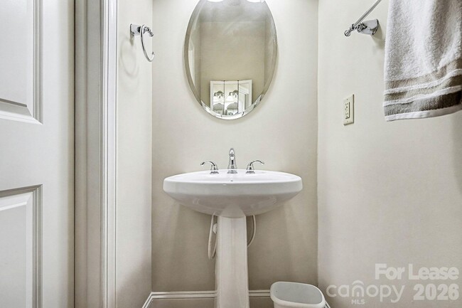 Building Photo - 103 Steinbeck Wy