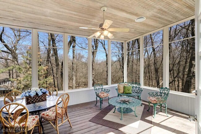 Building Photo - 14888 Pondview Cir