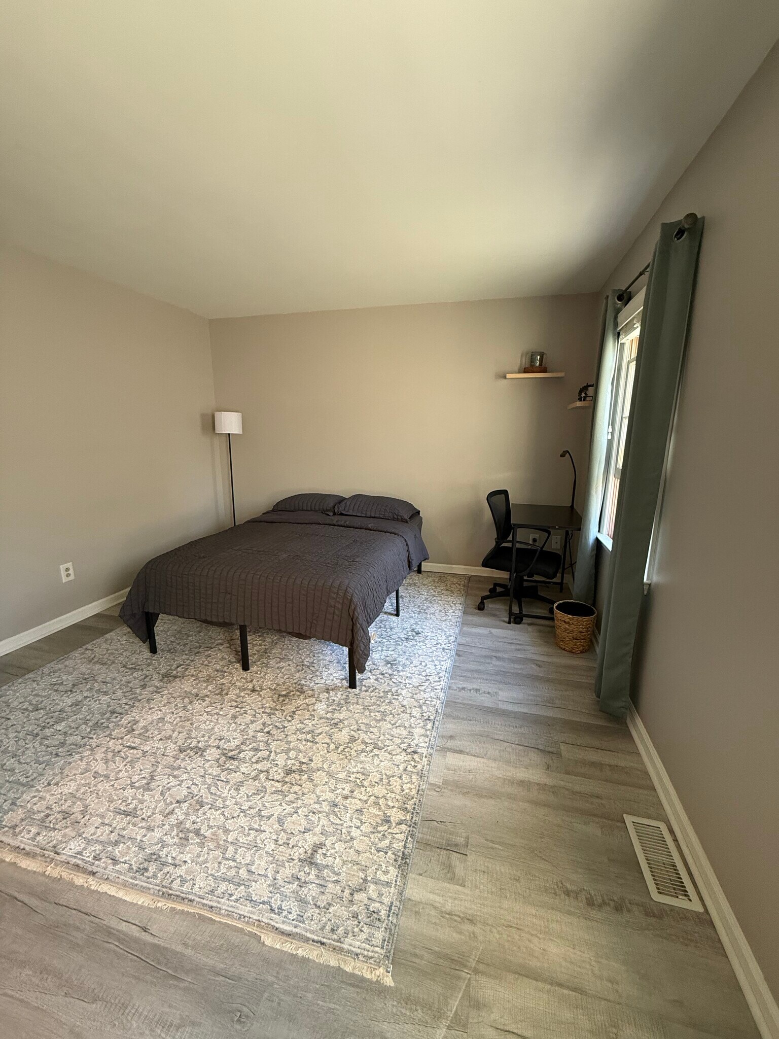 Building Photo - 2010 Dembrigh Ln