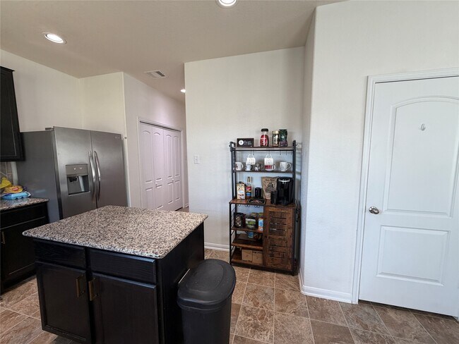 Building Photo - 15218 Loys Coves Ct