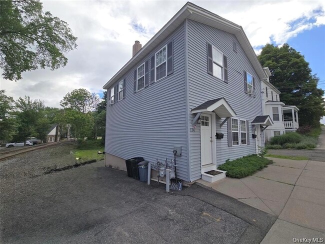 Building Photo - 174 Clinton St