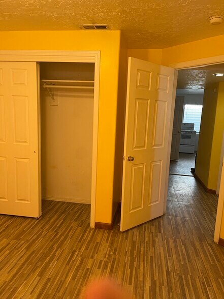 First bedroom face the hallway - 3139 S Marseilles Way