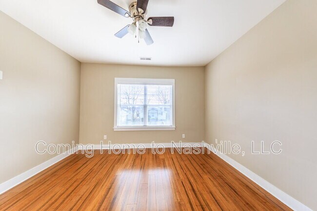 Building Photo - 2221 24th Ave N