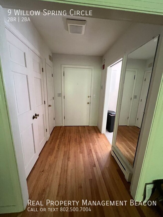 Building Photo - 9 Willow Spring Cir