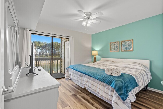 Building Photo - Furnished All-Inclusive 4bed/3bath condo a...