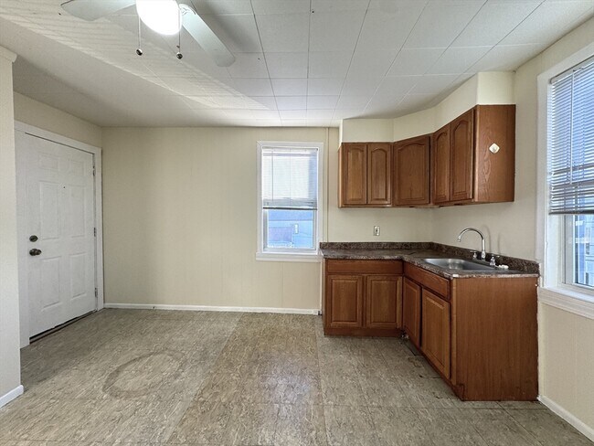 Building Photo - 49 Fulton St