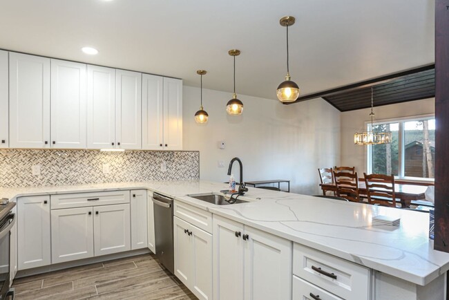 Primary Photo - Updated Baldy Breckenridge Townhome! Year ...