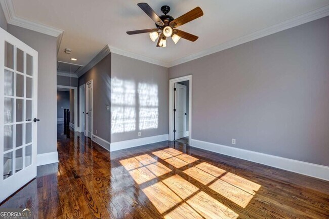 Building Photo - 1049 Highland Village Trail