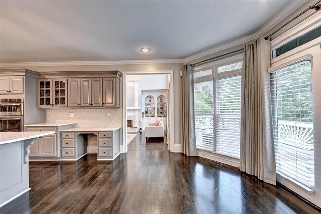 Building Photo - 645 Falls Bay Ct