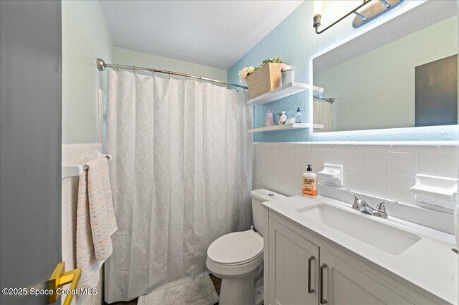 Building Photo - 160 Melaleuca Dr