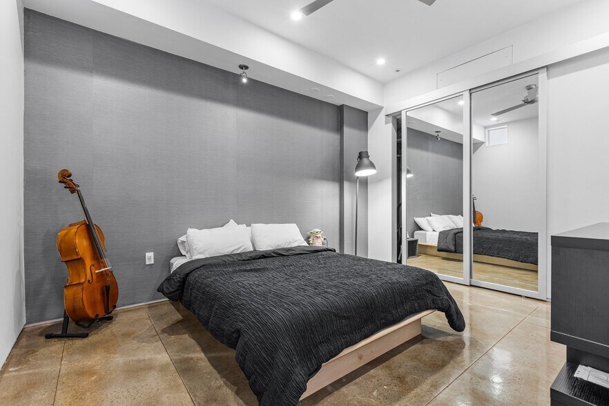 Building Photo - 36 A St