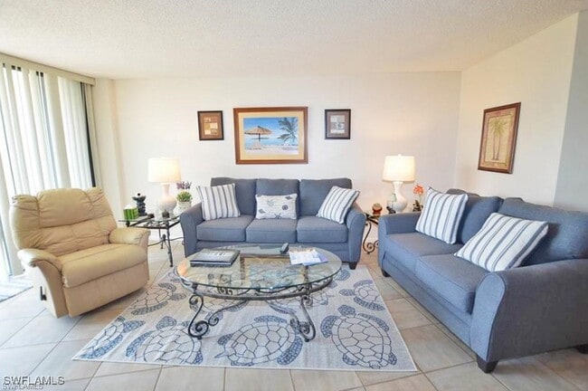 Building Photo - 260 Seaview Ct