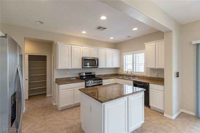 Building Photo - 1148 Kingston Hills Ct