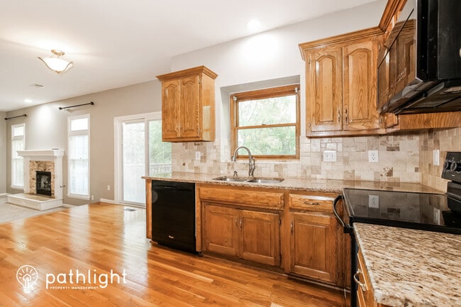 Building Photo - 12504 S Alden Ct