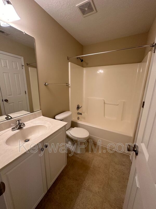 Building Photo - 2015 Kennesaw Way