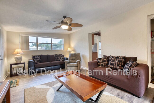 Building Photo - 114 Lynnhurst Dr