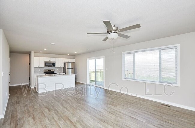 Building Photo - 1235 Locust St