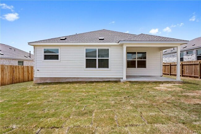 Building Photo - 3204 Kenner Dr